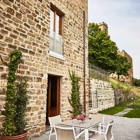 Poppi Suites *