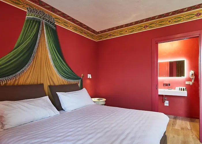 公寓 Poppi Suites *