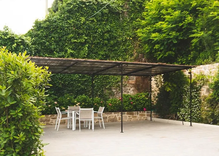 公寓 Poppi Suites *