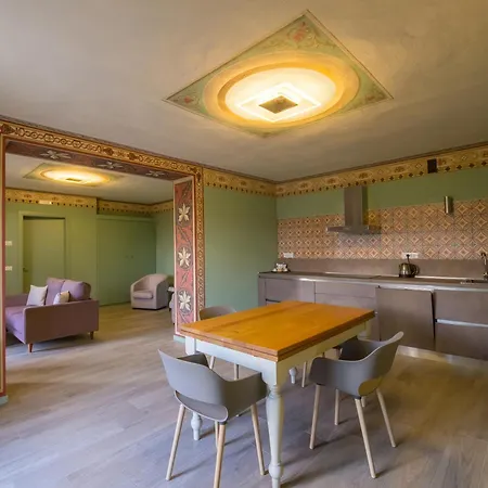 Διαμέρισμα Poppi Suites